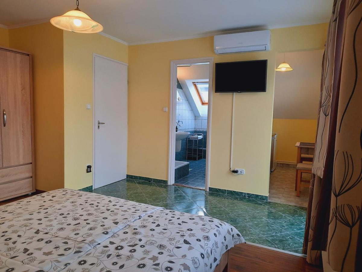 Apartmanház King Hévíz Exterior foto